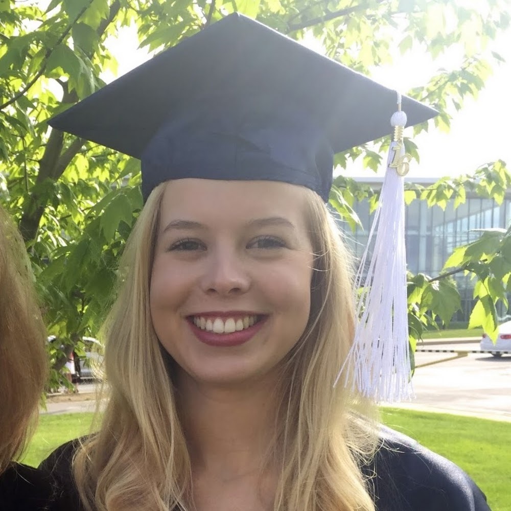 Meet your Posher, Andrea